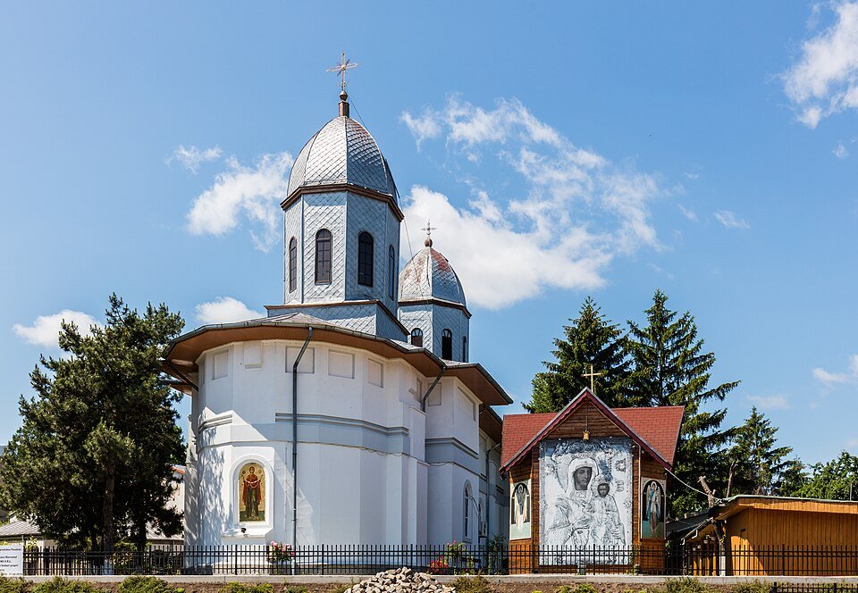 Biserica „Adormirea Maicii Domnului” - Mavromol