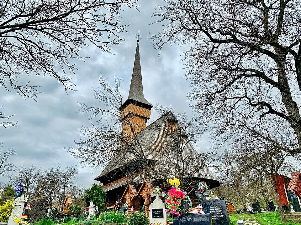 Biserica de lemn din Desești