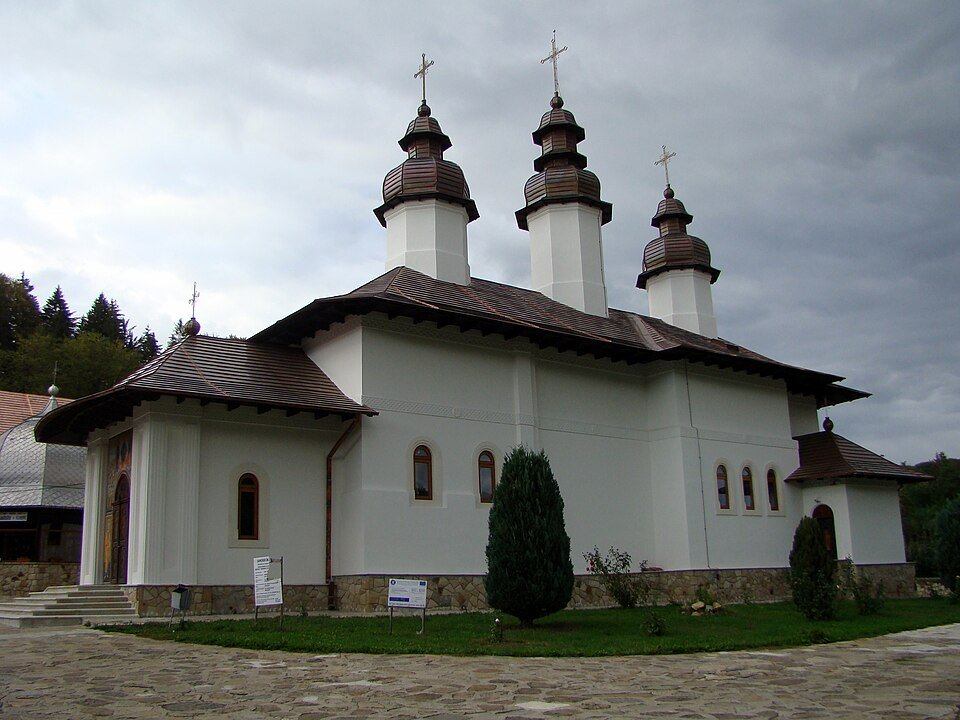Mănăstirea Almaș