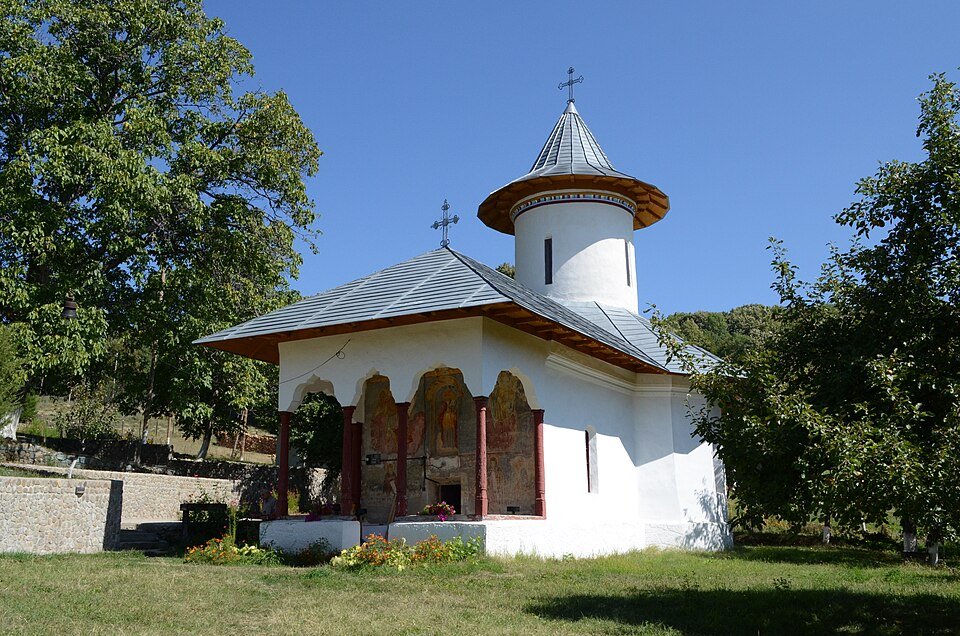 Mănăstirea Cârnu din Tega